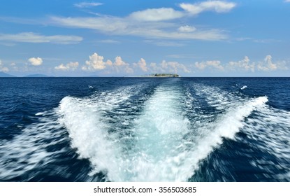 Boat wake