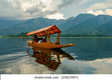 5,147 Kashmir boat Images, Stock Photos & Vectors | Shutterstock