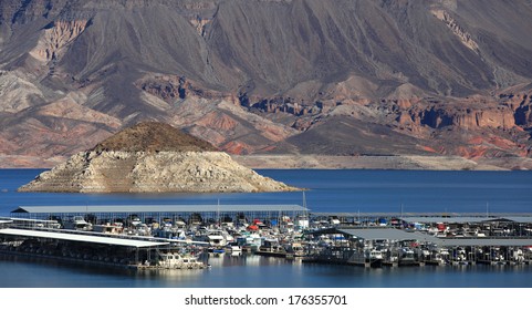 Boating In Scenic Lake Mead