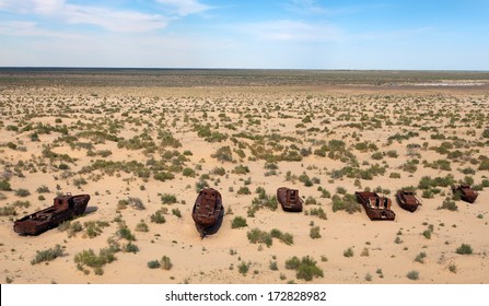 Boats In Desert Around Moynaq, Muynak Or Moynoq - Aral Sea Or Aral Lake - Uzbekistan - Asia 