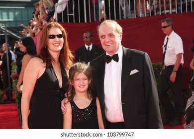 Bob Newhart And Family At The 61st Annual Primetime Emmy Awards. Nokia Theatre, Los Angeles, CA. 09-20-09