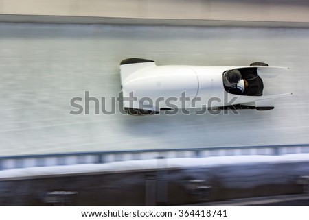 bob running on ice track competition