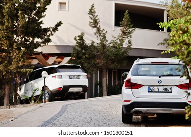 Home Garage With Car Images Stock Photos Vectors Shutterstock