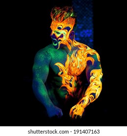 ödeme Slovenya deve  Body Art Glowing Ultraviolet Light Stock Photo (Edit Now) 191407163