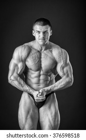 Naked Bodybuilder Studio Stock Photo 455457922 | Shutterstock