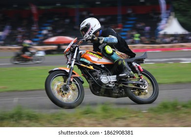 Bogor, West Java, Indonesia - March 25, 2018: Indoclub Championship 2018 Motorbike Racing Event At The Sentul International Karting Circuit.