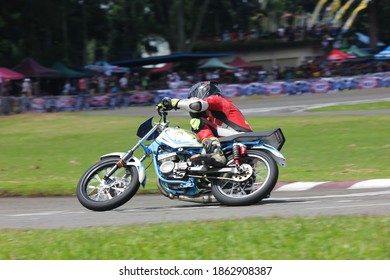 Bogor, West Java, Indonesia - March 25, 2018: Indoclub Championship 2018 Motorbike Racing Event At The Sentul International Karting Circuit.