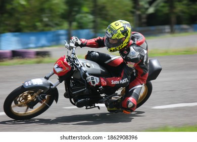 Bogor, West Java, Indonesia - March 25, 2018: Indoclub Championship 2018 Motorbike Racing Event At The Sentul International Karting Circuit.