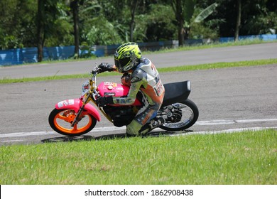 Bogor, West Java, Indonesia - March 25, 2018: Indoclub Championship 2018 Motorbike Racing Event At The Sentul International Karting Circuit.