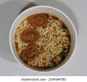 Boiled Abalone With Noodles ( Close Up )