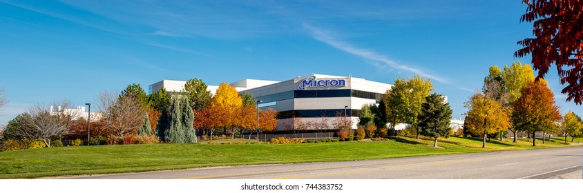 Boise, ID, USA - October 27, 2017: Micron Technology Boise . Micron Is A Leading Company In Semiconductor Manufacturing. Autumn Trees Adorn The Front Of The Business.