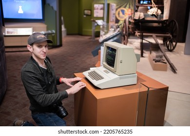 Boise, Idaho: October 30, 2021:  Apple II Computer On Display At The Idaho State Museum.   Idaho State Museum Is A Popular Tourist Attraction In Boise.