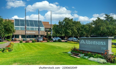 Boise, Idaho, USA – September 09, 2022: Garden And Sign Of The Albertsons Main Office In Boise Idaho