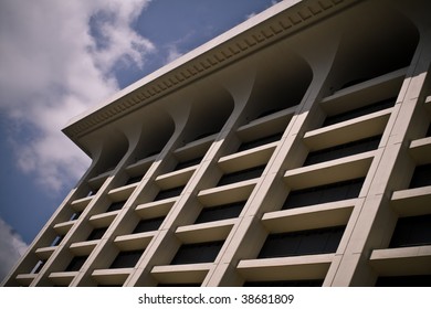 Bold 70s Architecture At Emory University Library