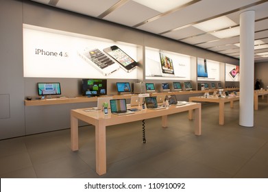 BOLOGNA, ITALY - AUGUST 6: Apple Store on August 6, 2012 in Bologna, Italy. Apple has 363 stores worldwide, with global sales of US$16 billion in merchandise in 2011.