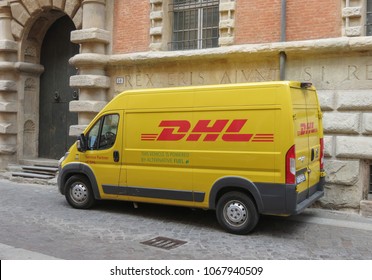 Dhl italy Images, Stock Photos & Vectors | Shutterstock