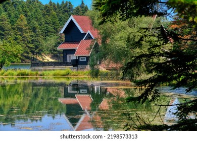 Bolu Gölcük, A Natural Wonder Lake And A House With A Red Roof