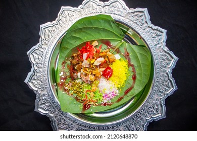 Bombay paan masla colorful decorated on betel leaf top view