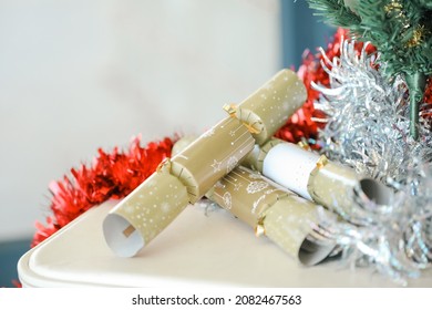 Bon bons and tinsel, holiday background image