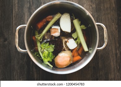 Bone Broth Food Preparation