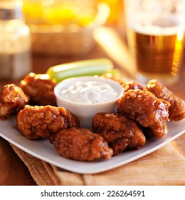 Boneless Buffalo Bbq Chicken Wngs With Ranch Sauce And Beer