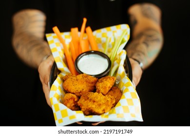 Boneless Chicken With Lemon Pepper Flavor And Ranch Dressing