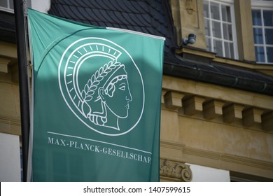 Max Planck Society Images, Stock Photos & Vectors | Shutterstock