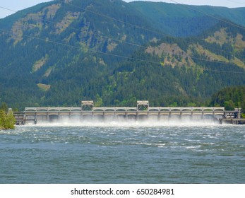 28 Sturgeon River Gorge Images, Stock Photos & Vectors | Shutterstock