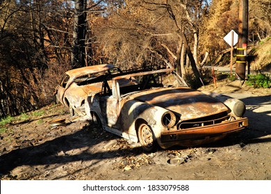 Bonny Doon, California, USA. October ‎11, ‎2020. Two Cars Which Have Been Destroyed By A Wild Fire In California. 