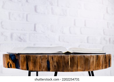 223 Bible on kitchen table Images, Stock Photos & Vectors | Shutterstock