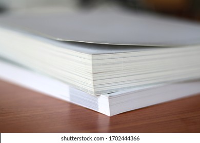 Book, Thick Heavy Books With White Paper And Hard Cover, Good Binding, Perfect Binding, Large Number Of Pages, Huge Page Booklet