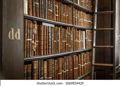 Books In The Long Room Library, Trinity College Dublin Ireland