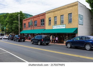 BOONE, NC, USA-20 JUNE 2022: Mast General Store On Main Street, People On Sidewalk.