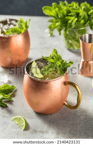 Boozy Refreshing Irish Mule Cocktail with Whiskey and ginger Beer