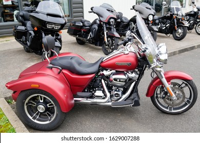 red trike