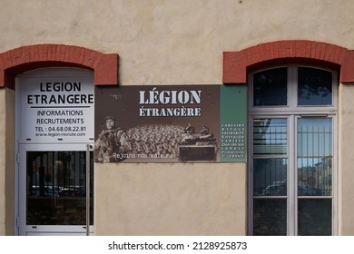 Bordeaux , Aquitaine  France - 02 20 2022 : Legion Etrangere Recrutement Text Sign And Logo Brand Of French Legion Foreign Recruitment Military Service Branch Of France Army