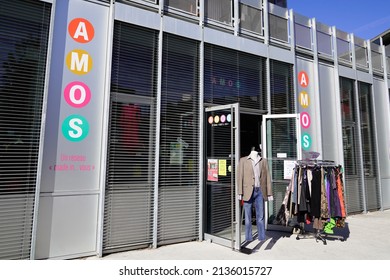 Bordeaux , Aquitaine  France - 03 14 2022 : Amos Emmaus Sign Facade Text And Logo Brand Facade Store Solidarity Movement
