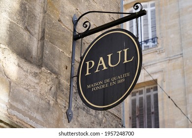 166 Paul bakery restaurant Images, Stock Photos & Vectors | Shutterstock