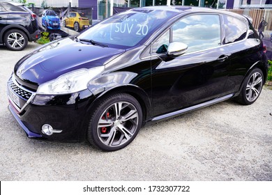 Peugeot 8 Gt Line Images Stock Photos Vectors Shutterstock