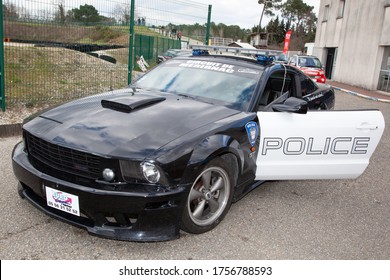 Bordeaux , Aquitaine / France - 06 10 2020 : Ford Mustang Police Car Black And White Replica Of Decepticon In Disney Transformers Film  