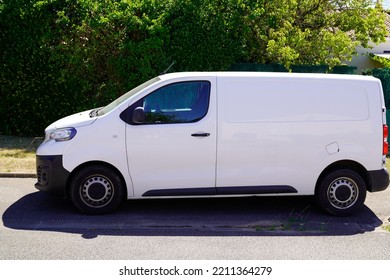 Bordeaux , Aquitaine  France - 06 10 2022 : Peugeot Expert Commercial Industrial Vehicle Panel Van French Parked On Street