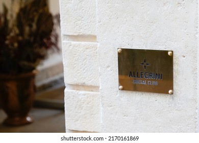 Bordeaux , Aquitaine  France - 06 15 2022 : Allegrini Social Club Logo And Text Brand Front Of French Restaurant Facade