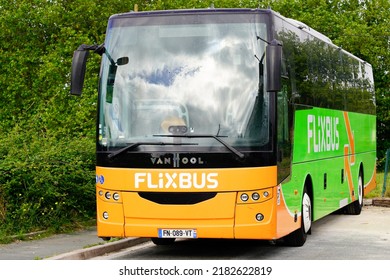 Bordeaux , Aquitaine France - 07 23 2022 : Flixbus Bus Panel Logo Brand And Text Sign Travel Intercity Bus Service In Europe From Germany