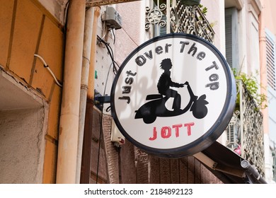 Bordeaux , Aquitaine  France - 07 25 2022 : Jott Round Sign Text And Scooter Logo Brand Shop Of Just Over The Top Front Facade Store Clothing Chain