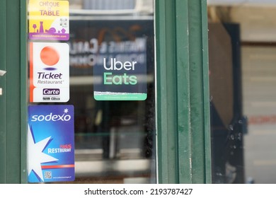 Bordeaux , Aquitaine  France - 08 20 2022 : Ticket Restaurant And Uber Eats Brand Logo And Text Cheque De Table Sign And Sodexo Restaurant Door Entrance