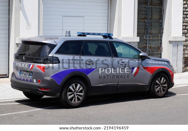 Bordeaux , Aquitaine  France - 08 20 2022 :\
police car peugeot 5008 door logo sign french text on stickers of\
patrol vehicle