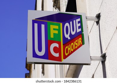 Bordeaux , Aquitaine / France - 10 20 2020 : UFC Que Choisir logo and sign office front of French consumers group agency protect customers in France