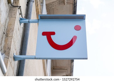 Bordeaux , Aquitaine / France - 10 10 2019 : TUI Logo Sign Store Street Shop Travel Agency