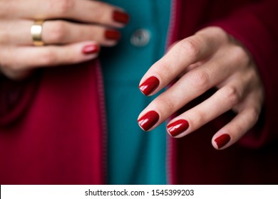 Bordeaux Autumn Nails With Teal Dress And Bordeaux Coat