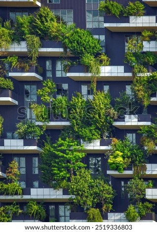 The Bosco Verticale (Vertical Forest) is a complex of two residential skyscrapers in Milan, Italy Foto d'archivio © 